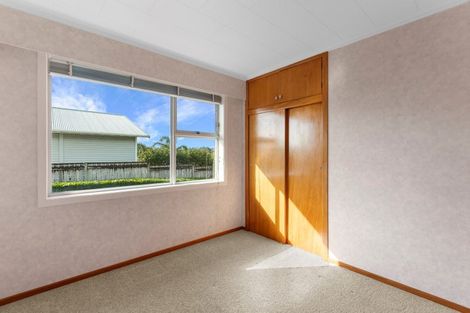 Photo of property in 2/256 Courtenay Street, Strandon, New Plymouth, 4312