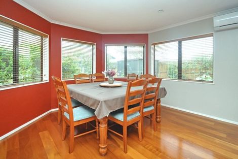 Photo of property in 6 O'sullivan Place, Waiuku, 2123