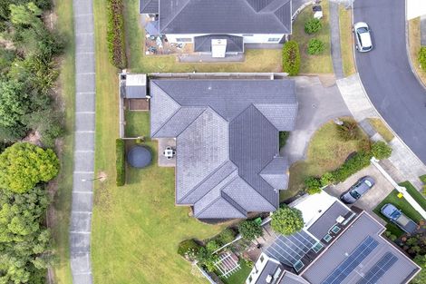 Photo of property in 9 Portofino Point, Karaka, Papakura, 2113