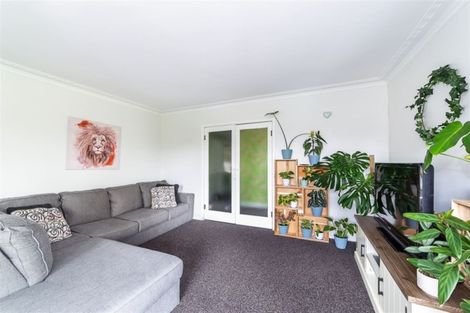 Photo of property in 1/52b Pleasant Road, Glen Eden, Auckland, 0602