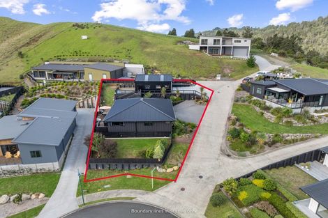 Photo of property in 5 Manatu Close, Whangamata, 3691