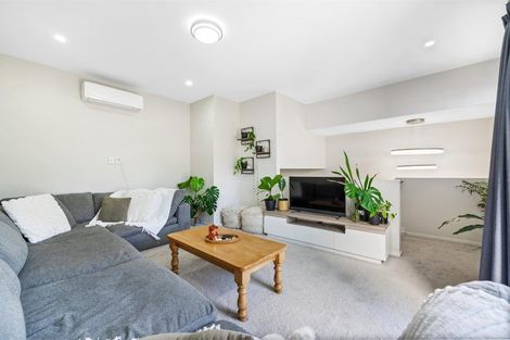 Photo of property in 21c Cherry Tree Place, Massey, Auckland, 0614
