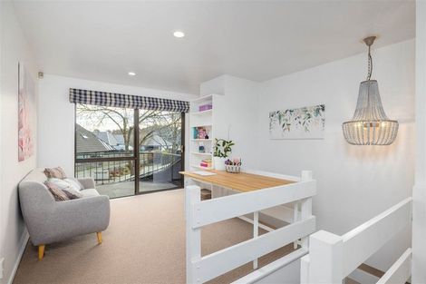 Photo of property in 2 Buscot Gate, Avonhead, Christchurch, 8042