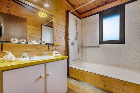 Photo of property in 247 Tukapa Street, Westown, New Plymouth, 4310