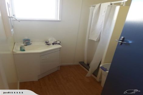 Photo of property in 3 Cousins Avenue East, Foxton Beach, Foxton, 4815