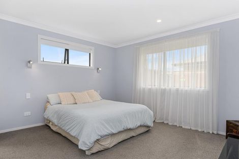 Photo of property in 16 Macloughlin Drive, Te Puke, 3119