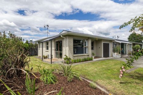 Photo of property in 4/500 Lyndon Road East, Hastings, 4122