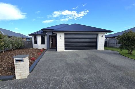 Photo of property in 5 Hereford Drive, Carterton, 5713