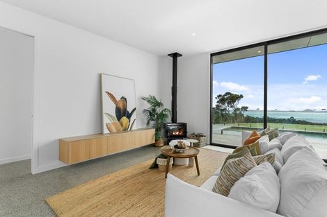 Photo of property in 114 The Ridge, Langs Beach, Waipu, 0582