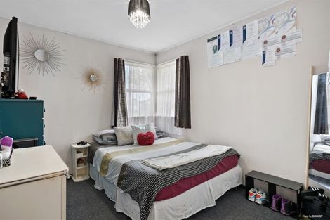 Photo of property in 8 Hobart Crescent, Wattle Downs, Auckland, 2103