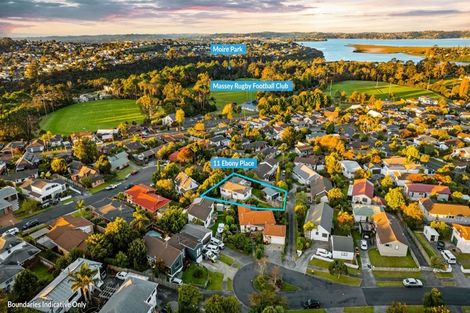 Photo of property in 11 Ebony Place, Massey, Auckland, 0614