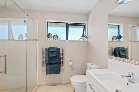 Photo of property in 7 Glen Kerran Close, Broomfield, Christchurch, 8042