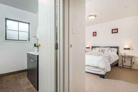 Photo of property in 286 Glenvar Road, Torbay, Auckland, 0630