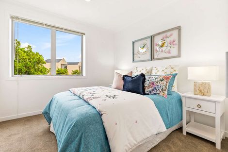 Photo of property in 36 Gunner Drive, Te Atatu Peninsula, Auckland, 0610