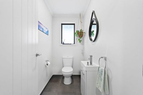 Photo of property in 3 Floyd Road, Riverhead, 0820