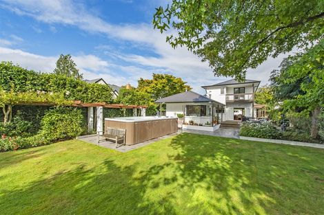 Photo of property in 36 Jacksons Road, Lyttelton, 8082