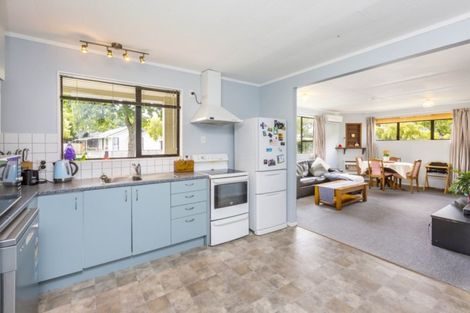 Photo of property in 6f2- Gemstone Drive, Birchville, Upper Hutt, 5018