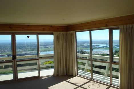 Photo of property in 224 Cannon Hill Crescent, Mount Pleasant, Christchurch, 8081