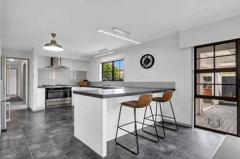 Photo of property in 14 Hikurangi Street, Whakatane, 3120