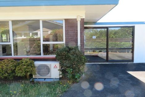 Photo of property in 2/17 Waimahia Avenue, Weymouth, Auckland, 2103