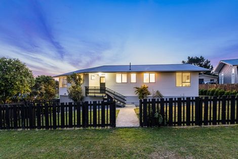 Photo of property in 9 The Bollard, Whitby, Porirua, 5024