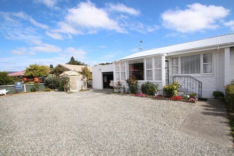 Photo of property in 3d Lyne Street, Gore, 9710