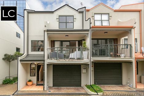 Photo of property in 83c Hill Street, Thorndon, Wellington, 6011