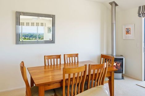 Photo of property in 3 Matata Place, Waikanae, 5036