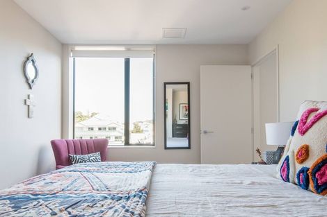 Photo of property in Nouvo Apartments, 5f/21 Rugby Street, Mount Cook, Wellington, 6021