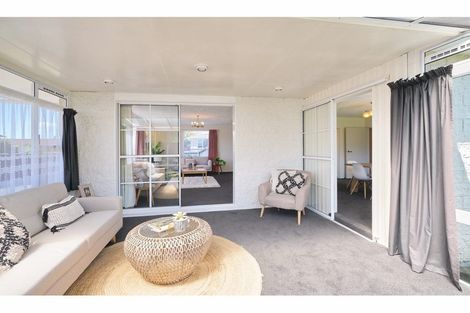 Photo of property in 2 Hawkswood Place, Avonhead, Christchurch, 8042