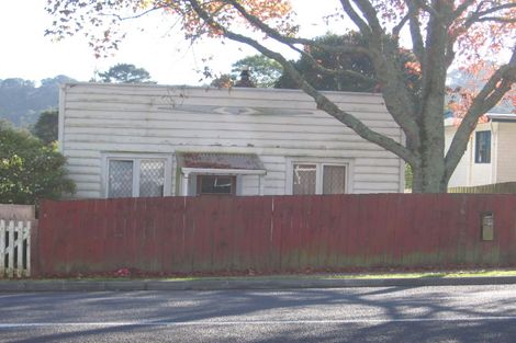 Photo of property in 1/723 Swanson Road, Swanson, Auckland, 0612