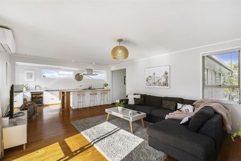 Photo of property in 46 Lynden Avenue, Hillcrest, Auckland, 0627