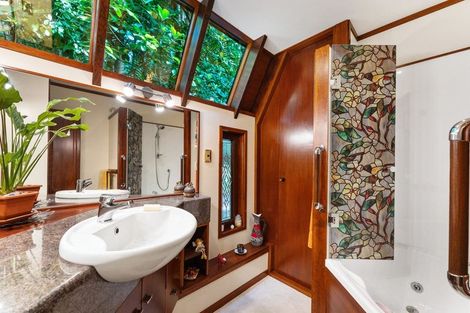 Photo of property in 27a Tane Road, Laingholm, Auckland, 0604