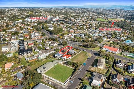 Photo of property in 1/3 Hall Road, Glenfield, Auckland, 0629