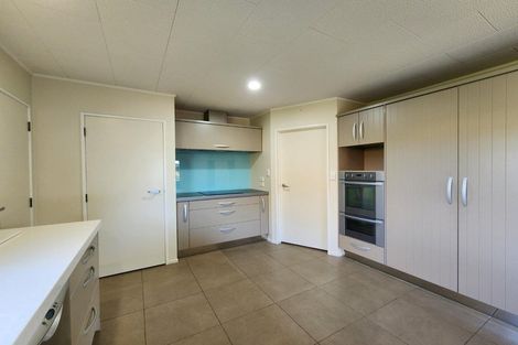 Photo of property in 118b Wairau Road, Oakura, 4314