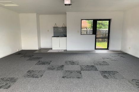 Photo of property in 30 Magnolia Drive, Waiuku, 2123