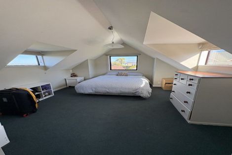 Photo of property in 21 Kenmure Road, Belleknowes, Dunedin, 9011