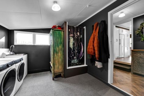 Photo of property in 19 Rosalind Street, Stratford, 4332