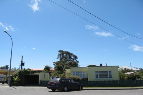 Photo of property in 11 Fonblanque Street, Westport, 7825