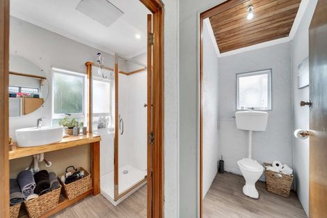 Photo of property in 10 Saunders Street, Owaka, 9535