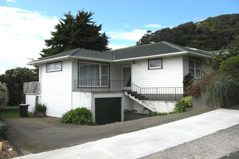 Photo of property in 5 Mission Street, Waterloo, Lower Hutt, 5011