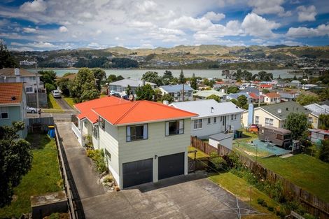 Photo of property in 32 Piko Street, Titahi Bay, Porirua, 5022