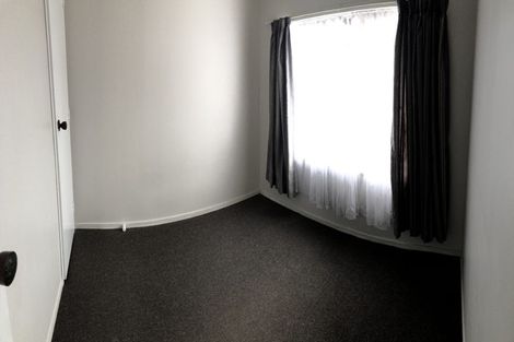 Photo of property in 133f1 Queens Drive, Lyall Bay, Wellington, 6022