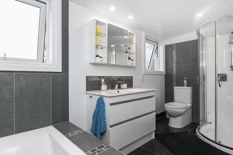 Photo of property in 110 Main South Road, Green Island, Dunedin, 9018