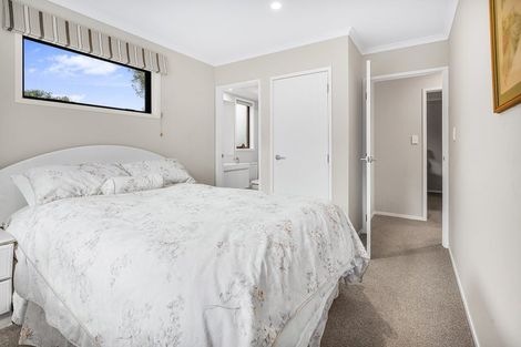 Photo of property in 32u3 Rutherford Street, Chedworth, Hamilton, 3210
