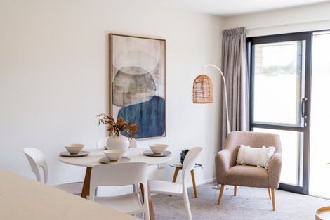 Photo of property in 100 Hagart-alexander Drive, Mosgiel, 9024