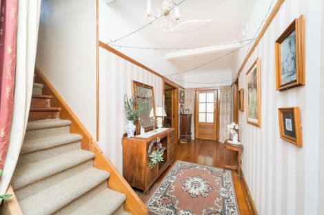 Photo of property in 61 Victoria Avenue, Palmerston North, 4410