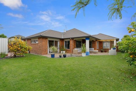 Photo of property in 61 Nielsen Gardens, Rototuna, Hamilton, 3210