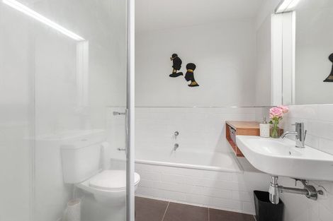 Photo of property in Altar Apartments, 11/120 Rintoul Street, Newtown, Wellington, 6021