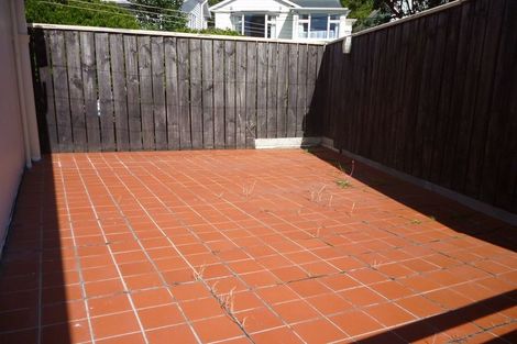 Photo of property in 1/29 Clifton Terrace, Kelburn, Wellington, 6012